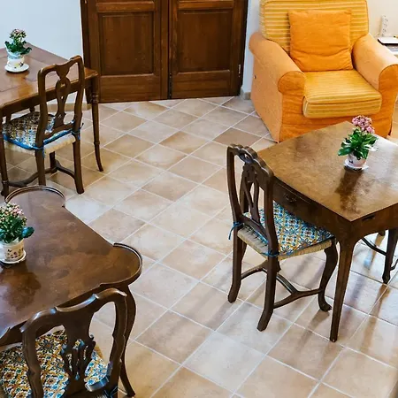 Antiche Dimore Bed & Breakfast 3*
