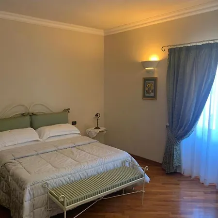 Antiche Dimore Bed & Breakfast 3*